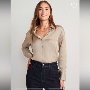 Old navy satin boyfriend shirt. Size medium tall.